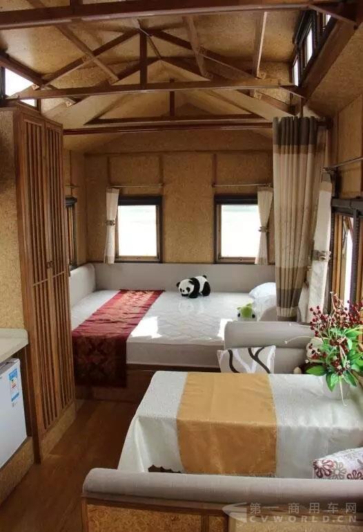 全球首款竹鋼營地房車在中通下線，快來看看長啥樣？2.webp.jpg