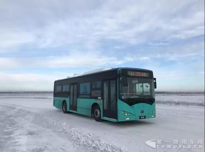 零下50℃！滿載續(xù)航200公里！比亞迪K8輕松征服海拉爾.jpg
