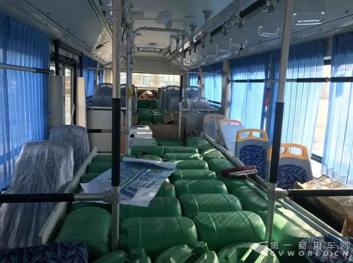 零下50℃！滿載續(xù)航200公里！比亞迪K8輕松征服海拉爾5.jpg