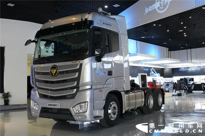 【第一商用車網(wǎng) 原創(chuàng)】2020年一季度，“大疫”突襲，沒有一個行業(yè)能獨善其身。這其中，產(chǎn)業(yè)鏈長，牽一發(fā)而動全身的汽車行業(yè)受影響尤為巨大。在疫情最嚴重的2月份，國內(nèi)汽車市場大降近8成，表現(xiàn)稍好一些的商用車市場也下降了超6成。