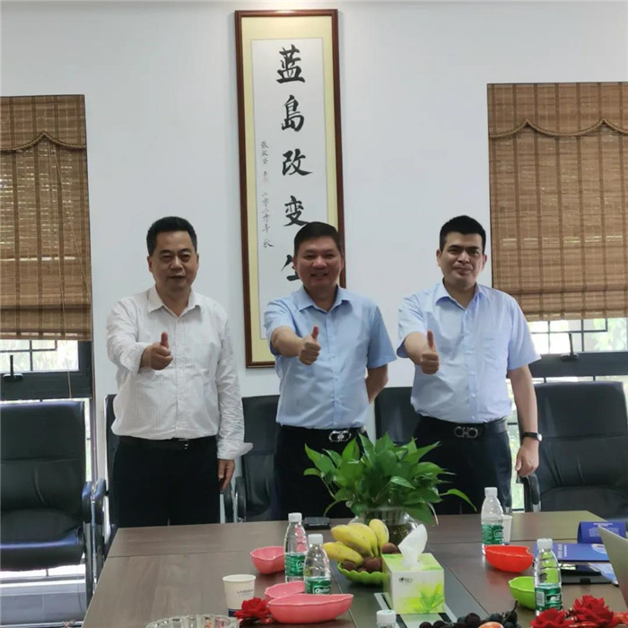 華菱漢馬換電重卡助力海南開啟電動重卡新時代3.jpg