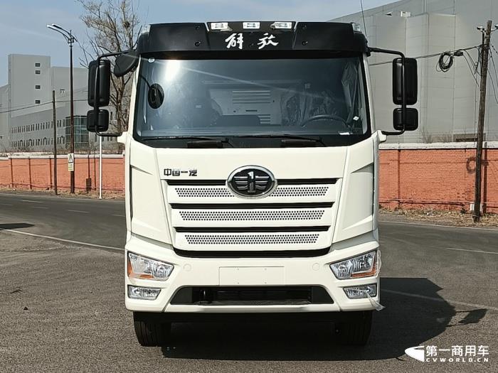 357批燃料電池廂式運(yùn)輸車(chē)2.jpg