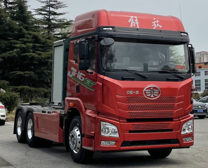 解放CA4259P26T1BEVA80純電動牽引車，今年一季度長治市銷量第二.jpg