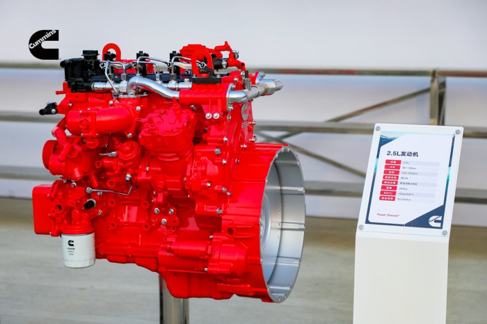 2.5發(fā)動機.jpg