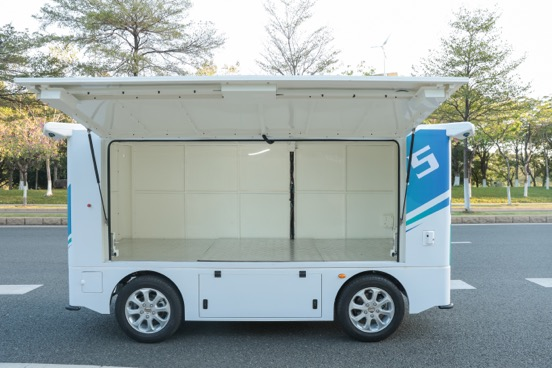文遠(yuǎn)知行發(fā)布全新無人物流車Robovan W5 4.png