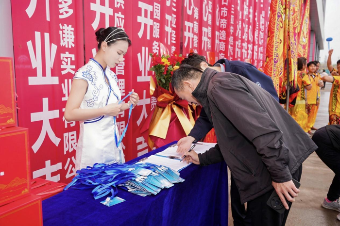 “三直模式”落地海南首家宇通用戶中心2.png