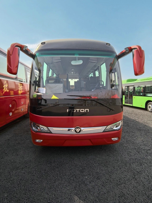 福田歐輝品智客車(chē)批量交付大連解放客運(yùn)2.jpg