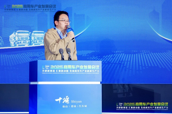熊亞坤：場景牽引車路云一體化落地.png