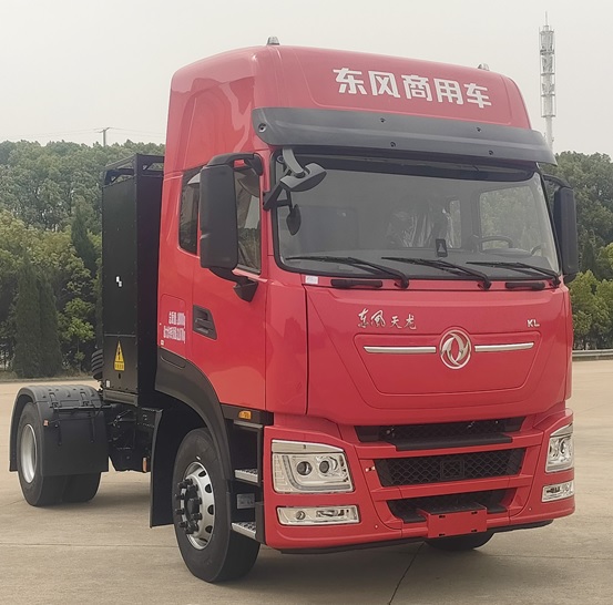 東風天龍KL換電式牽引車.jpg