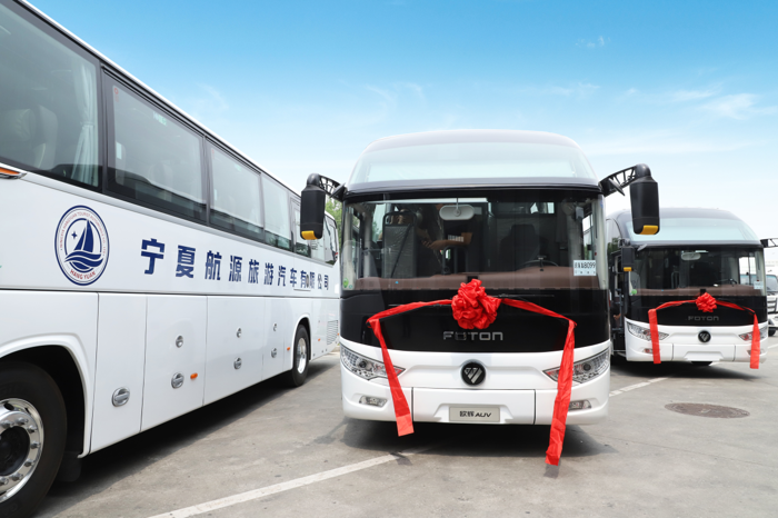 福田歐輝BJ6122城間客車批量交付寧夏航源旅游2.png