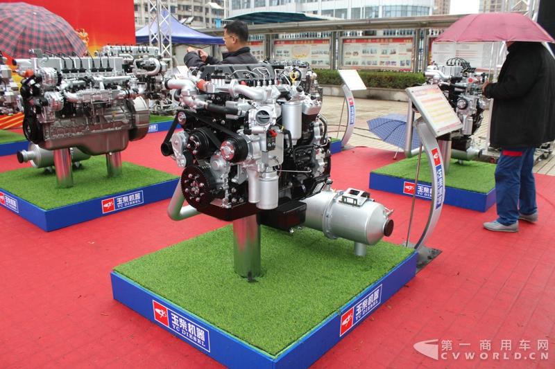 玉柴YCS04N系列國六天然氣發(fā)動機(jī)