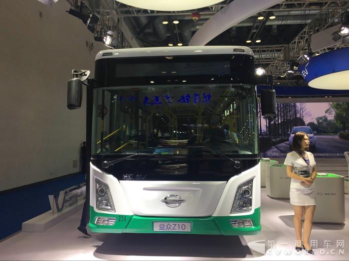 長江益眾Z10電動(dòng)氫燃料城市客車