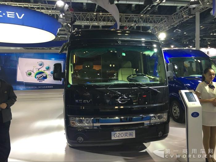 長江奕閣純電動(dòng)商務(wù)車