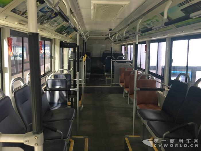 銀隆8.5、10.5米氫鈦動(dòng)力公交車