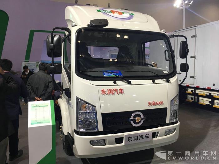 湖北東潤專用汽車帶來的純電動(dòng)廂式運(yùn)輸車