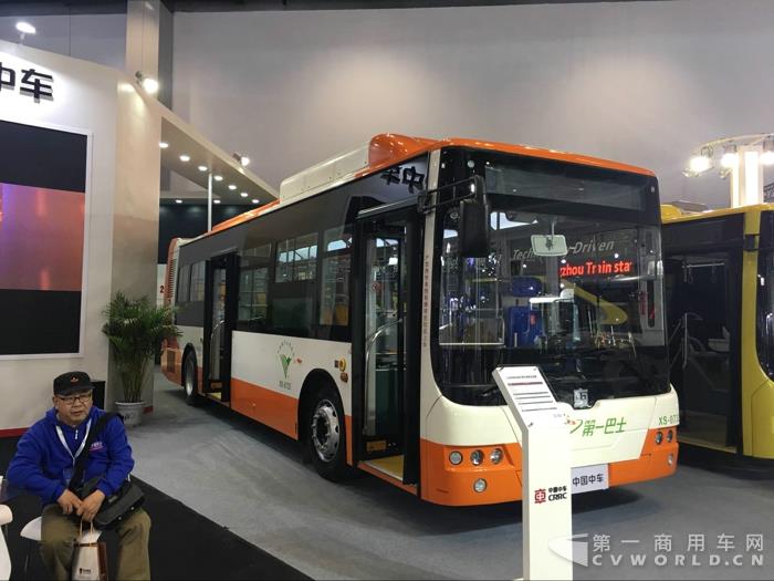 中車電動(dòng)10米純電動(dòng)客車