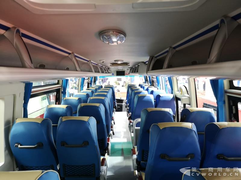 北方客車BFC6115TBEV純電動(dòng)旅游團(tuán)體車